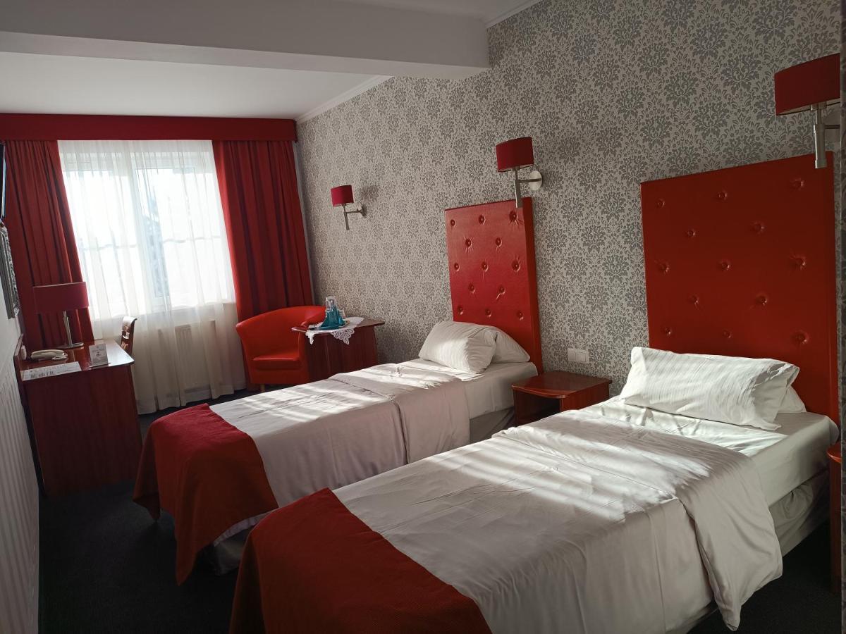Amigo Hotel Sulejówek Dış mekan fotoğraf