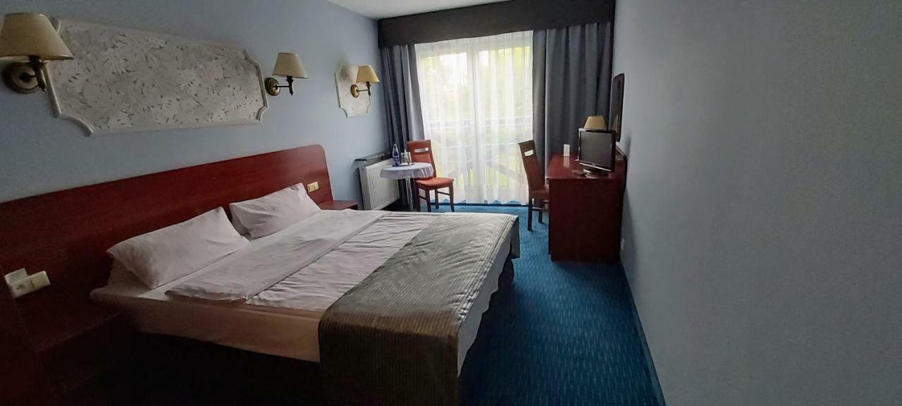 Amigo Hotel Sulejówek Dış mekan fotoğraf